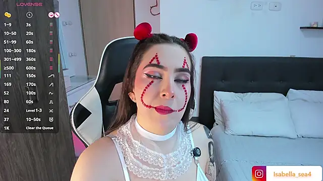Snapshot of isabella_sea_ chatting on 10-02-25, 01:34 isabella sea  online show from 10-02-25, 01:34