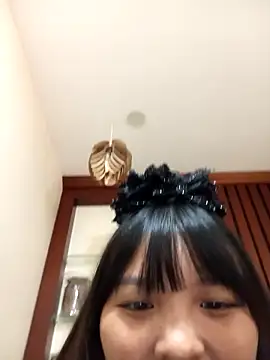 Snapshot of SSexykute3456 chatting on 09-27-25, 05:12 SSexykute3456 online show from 09-27-25, 05:12