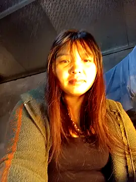 Snapshot of SSexykute3456 chatting on 11-28-25, 05:37 SSexykute3456 online show from 11-28-25, 05:37