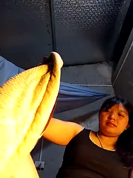 Snapshot of SSexykute3456 chatting on 11-30-25, 05:06 SSexykute3456 online show from 11-30-25, 05:06