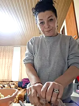 Soffy Skye online show from 11-21-25, 07:07