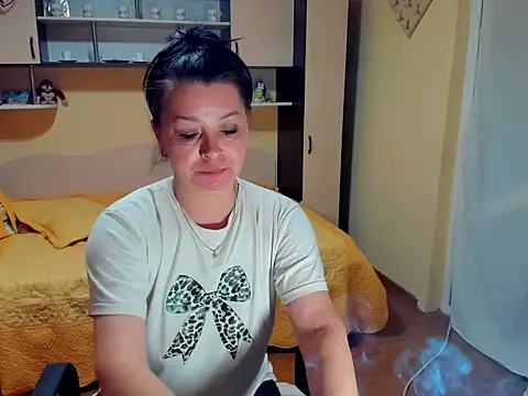 Snapshot of Soffy_Skye chatting on 04-30-26, 05:03 Soffy Skye online show from 04-30-26, 05:03