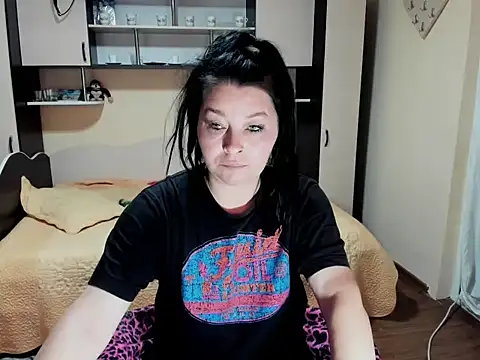 Snapshot of Soffy_Skye chatting on 05-06-26, 04:52 Soffy Skye online show from 05-06-26, 04:52