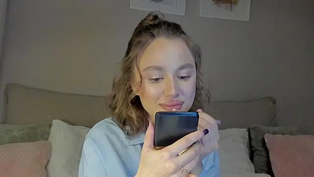 Snapshot of Stefa_Evans chatting on 11-01-25, 08:11 Stefa Evans online show from 11-01-25, 08:11