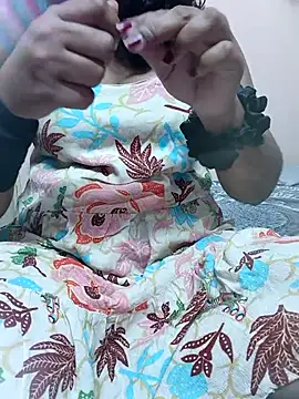 Snapshot of preethi-lovely chatting on 10-25-25, 09:50 preethi-lovely online show from 10-25-25, 09:50