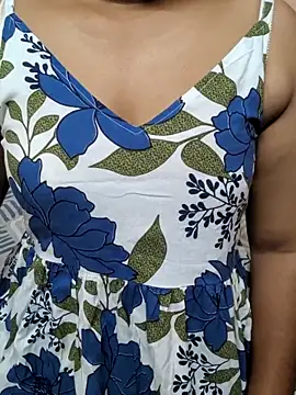 Snapshot of preethi-lovely chatting on 11-24-25, 01:55 preethi-lovely online show from 11-24-25, 01:55