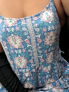 Snapshot of preethi-lovely chatting on 11-29-25, 05:32 preethi-lovely online show from 11-29-25, 05:32