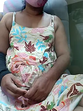 Snapshot of preethi-lovely chatting on 12-03-25, 06:21 preethi-lovely online show from 12-03-25, 06:21