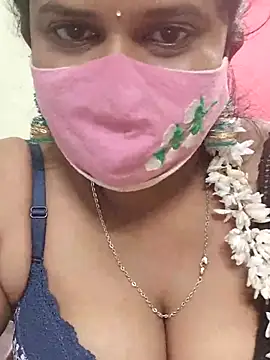 Snapshot of Diya_Rani chatting on 10-03-25, 05:32 Diya Rani online show from 10-03-25, 05:32