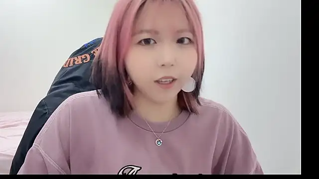 Snapshot of piffydream chatting on 10-27-25, 08:29 piffydream online show from 10-27-25, 08:29