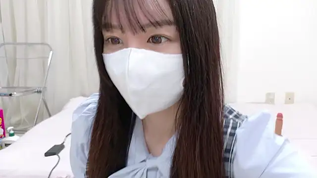 Snapshot of _Mia_land_ chatting on 03-27-26, 01:44 Mia land online show from 03-27-26, 01:44
