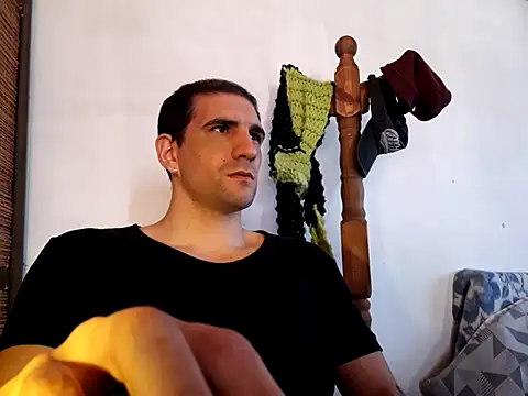 Snapshot of ObeyLust chatting on 09-13-25, 05:35 ObeyLust online show from 09-13-25, 05:35