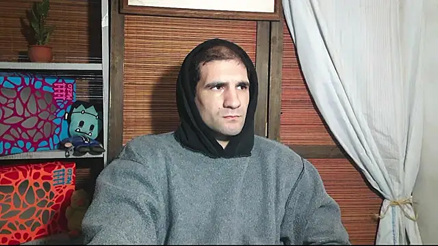 Snapshot of ObeyLust chatting on 09-19-25, 11:33 ObeyLust online show from 09-19-25, 11:33