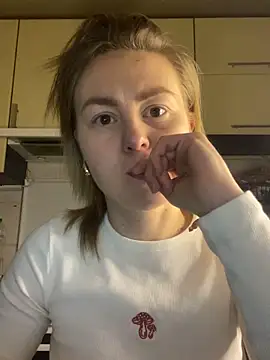 MartaLuna  online show from 02-11-26, 07:08