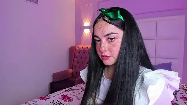 Ashleypetit online show from 06-26-26, 12:53