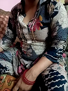 Snapshot of Moni_6969 chatting on 09-15-25, 07:19 Moni 6969 online show from 09-15-25, 07:19