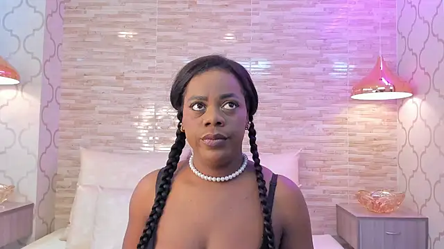 AliceVegga online show from 11-22-25, 03:49