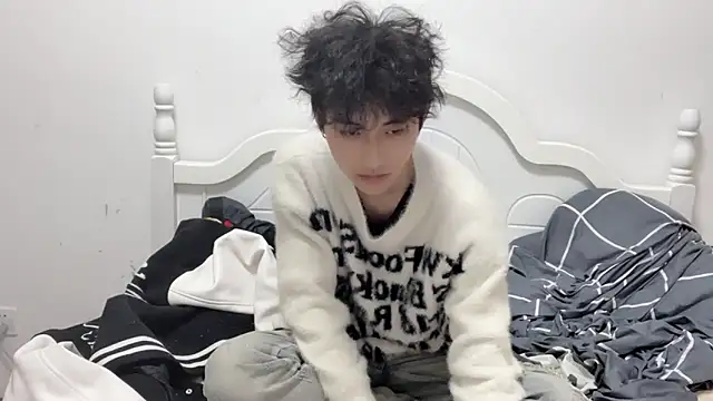 yangyang-2563 online show from 10-21-25, 02:40