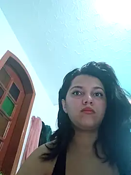 Snapshot of MaoMaoLa chatting on 11-10-25, 12:37 MaoMaoLa online show from 11-10-25, 12:37