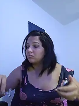 Snapshot of MaoMaoLa chatting on 11-30-25, 04:38 MaoMaoLa online show from 11-30-25, 04:38