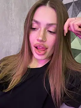 Elizabeth Tay online show from 03-17-26, 06:33