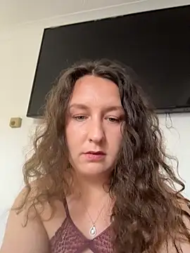 AnielaMarie online show from 09-18-25, 11:12