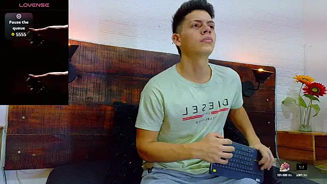 JhosuaVega online show from 09-23-25, 02:03