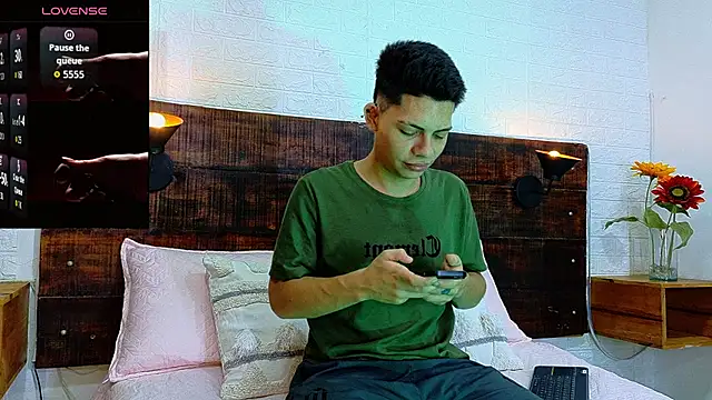 JhosuaVega online show from 10-04-25, 02:31