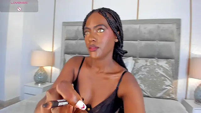 DakotaWangi online show from 12-15-25, 03:33