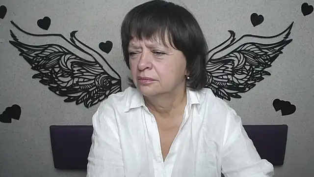Snapshot of MaltaFora chatting on 10-04-25, 11:08 MaltaFora online show from 10-04-25, 11:08