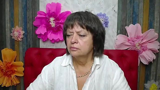 Snapshot of MaltaFora chatting on 10-05-25, 11:08 MaltaFora online show from 10-05-25, 11:08