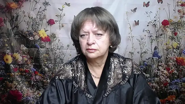 Snapshot of MaltaFora chatting on 10-16-25, 11:11 MaltaFora online show from 10-16-25, 11:11