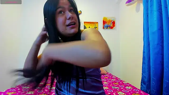 Snapshot of April_Becker chatting on 10-16-25, 03:07 April Becker online show from 10-16-25, 03:07