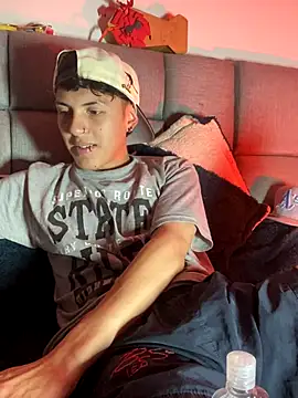 NaytonFreeman online show from 12-15-25, 11:25