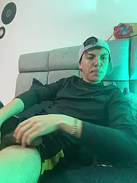 NaytonFreeman online show from 02-19-26, 12:23