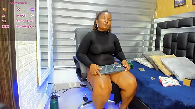 sheyla  ebony online show from 02-04-26, 01:44