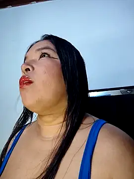 Snapshot of morenita_sexlove chatting on 10-29-25, 01:46 morenita sexlove online show from 10-29-25, 01:46