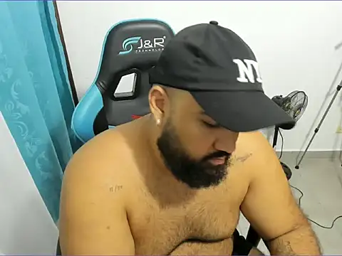 hotandreadyboys online show from 10-21-25, 11:27