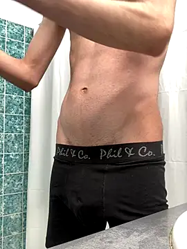 Secretcartier online show from 10-31-25, 10:33