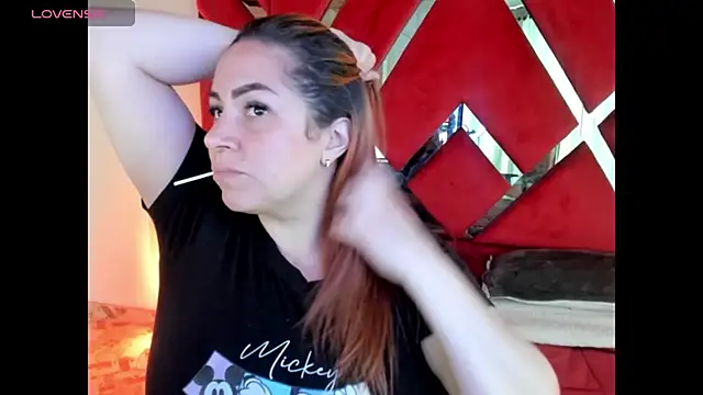 Snapshot of alexiaystive3 chatting on 10-04-25, 03:21 alexiaystive3 online show from 10-04-25, 03:21