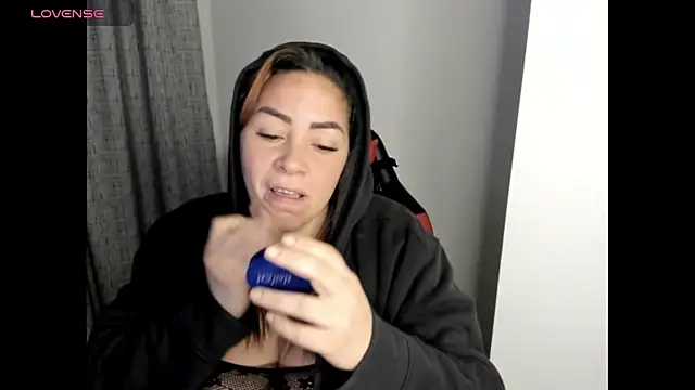 Snapshot of alexiaystive3 chatting on 10-05-25, 09:40 alexiaystive3 online show from 10-05-25, 09:40