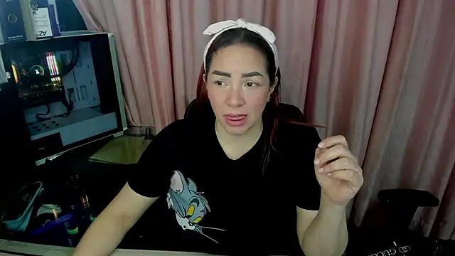 Snapshot of alexiaystive3 chatting on 10-11-25, 03:10 alexiaystive3 online show from 10-11-25, 03:10