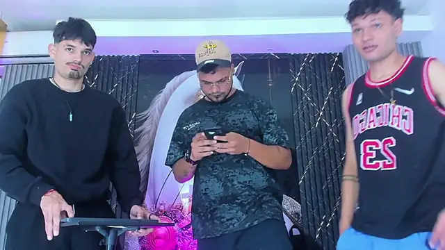 Iam Steven online show from 11-15-25, 12:56