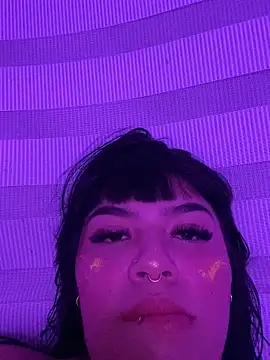 valentinahevanly online show from 10-22-25, 03:29