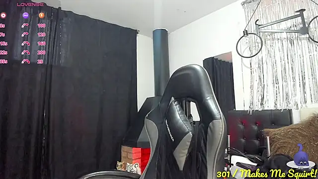 Snapshot of Almaazz chatting on 11-25-25, 07:47 Almaazz online show from 11-25-25, 07:47