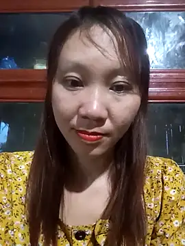 bonnie-00 online show from 05-17-26, 11:39