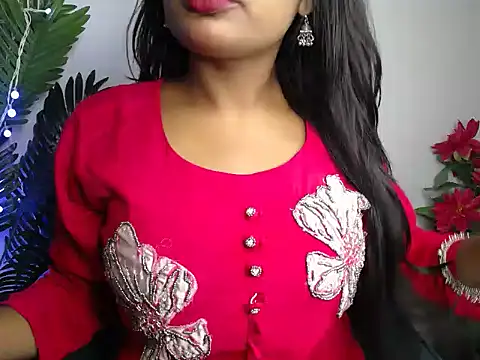 Snapshot of Naughtyy_stripgirl chatting on 10-24-25, 08:44 Naughtyy stripgirl online show from 10-24-25, 08:44