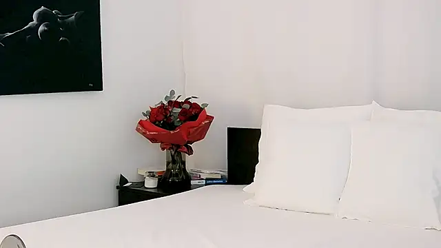 LeahDenver online show from 10-13-25, 10:48