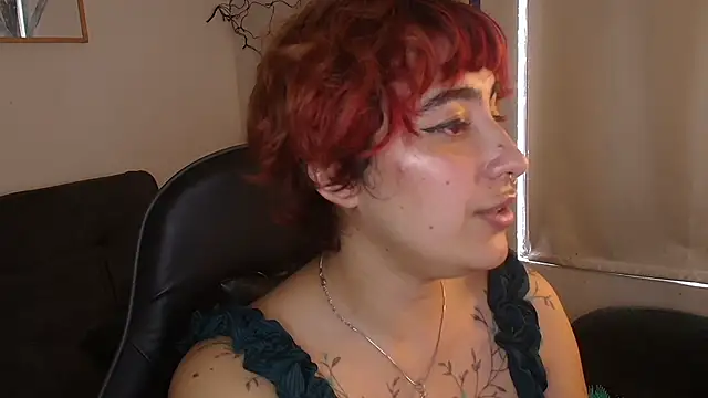 Miacatsito3 online show from 02-10-26, 09:08