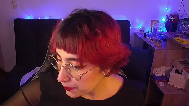 Miacatsito3 online show from 03-19-26, 02:15